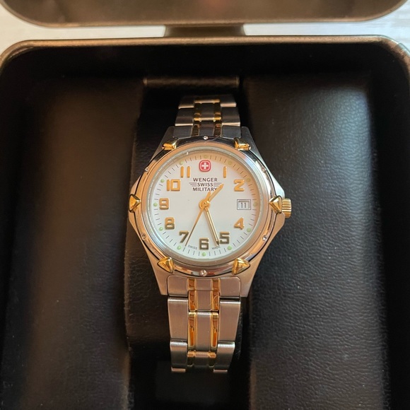 Wenger Swiss Watch NIB - Picture 2 of 3